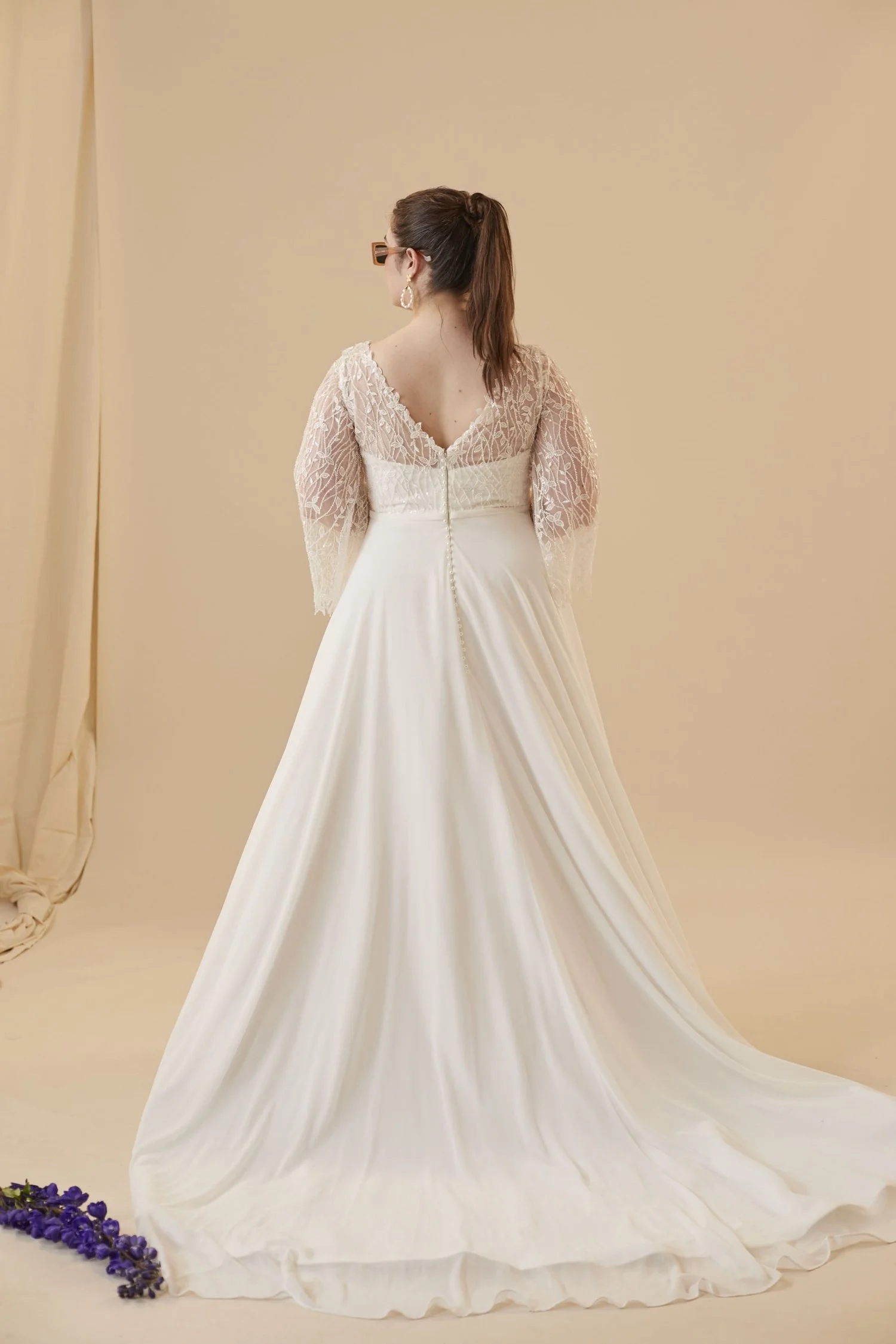 Daisy lace wedding best sale dress